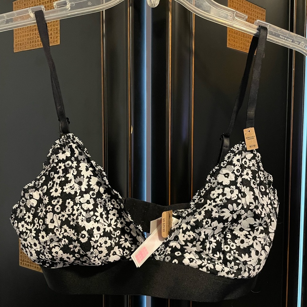 Black and White Floral Bralette!